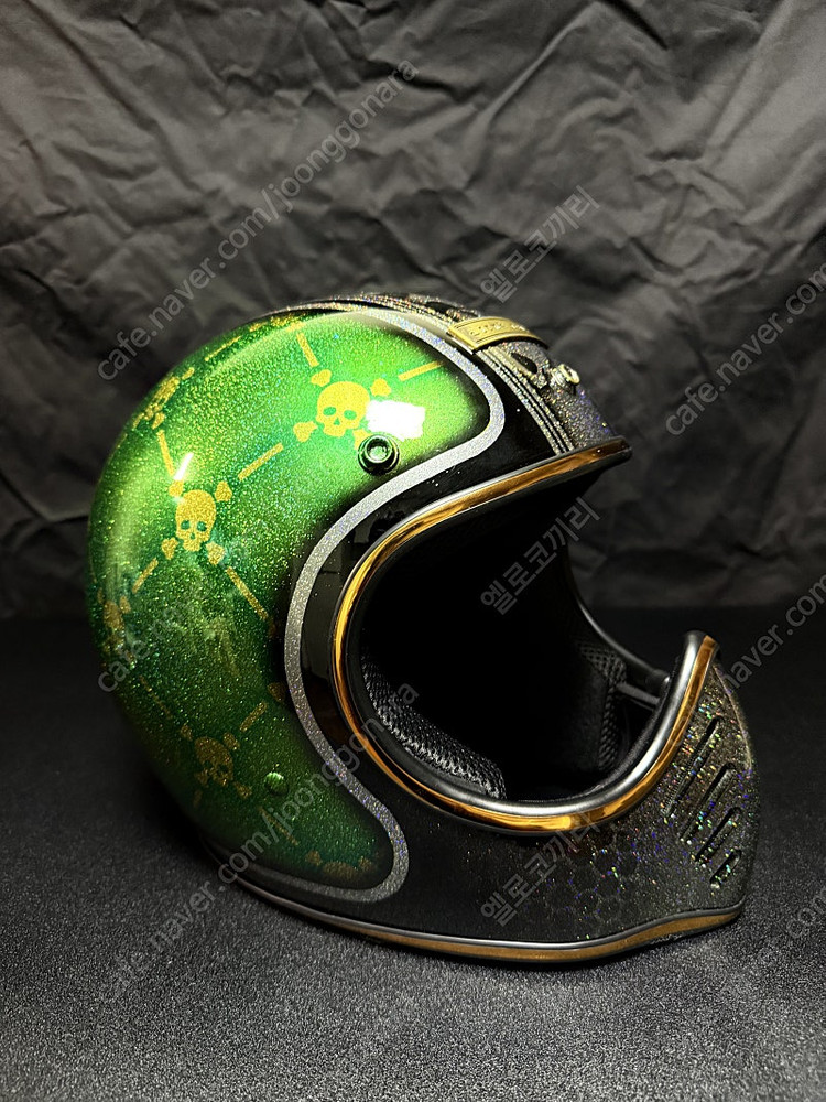 크랭크 커스텀 헬멧 이미지