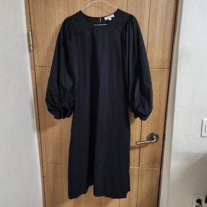 (40)여성 COS 코스 벌룬 슬리브 원피스