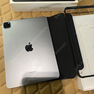 아이패드프로 M2 11인치4세대 512GB wifi 배터리100