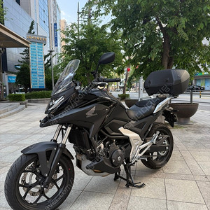 24년식 혼다 NC750x 명품 듀얼퍼포스 (24년 10월 출고 완전 신차급 블랙 컬러 국내 마지막 매물) 판매합니다.
