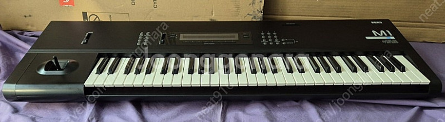 Korg 코르그 M1 팝니다--1