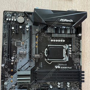메인보드 asrock b360m pro4 팝니다.