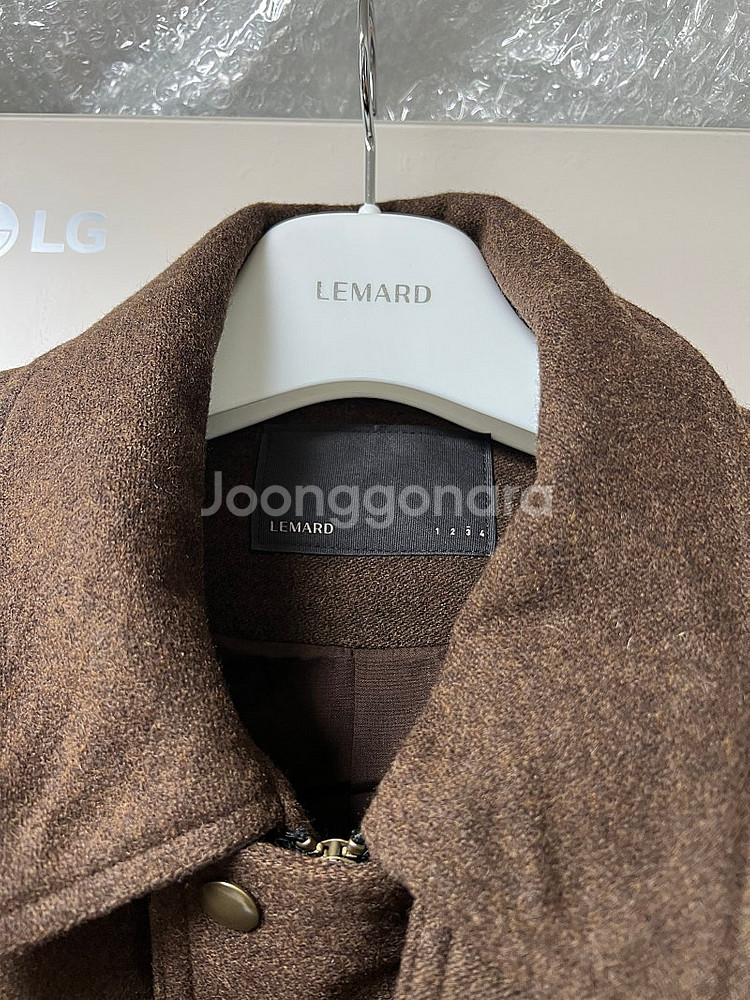 르마드 D링 울 워크 자켓 브라운 3사이즈 팝니다.--1