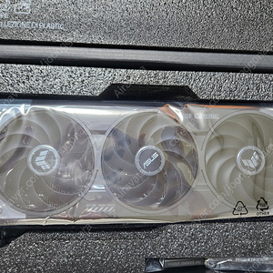 ASUS TUF Gaming 지포스 RTX 5070 Ti OC D7 16GB 팝니다.