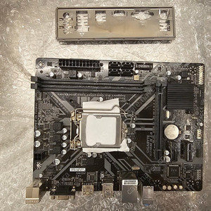 기가바이트 h310m 보드 택포 팝니다.