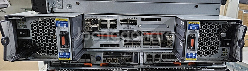 IBM Storwize V7000 2.5 24BAY(2...--2