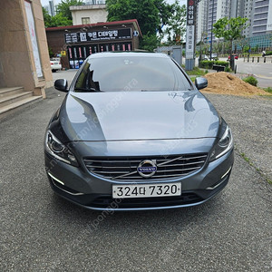 볼보 S60 D3 2018년식 정비후 상태 좋은 차랑 팝니다