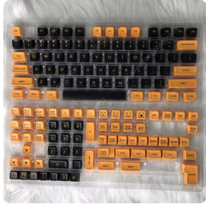 Kbdiy pbt sa 키캡 팝니다. 택포가