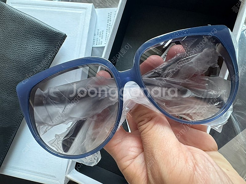 셀린느 정품 선글라스 미착용 새상품 보증카드 포함 (1...--0