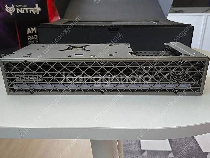 SAPPHIRE 라데온 RX 9070 NITRO+--2