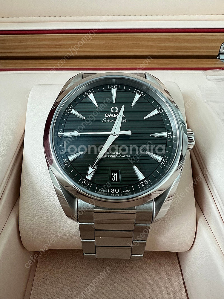 오메가 아콰테라 그린 41mm 팝니다--3