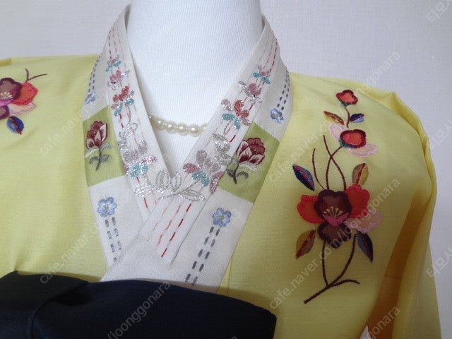 예쁜 여성한복 이미지