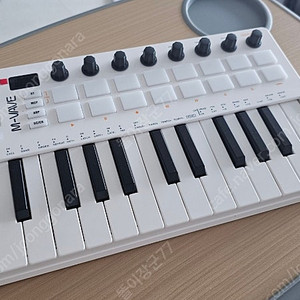 M-VAVE SMK25 II 미디 키보드 컨트롤러 팝니다 60,000원