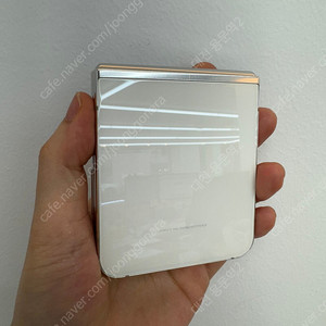 [대전중고폰] 348756 갤럭시Z플립5 화이트 256G 판매합니다 41만원