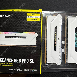 벤전스 프로 RGB 화이트 16x2 32g