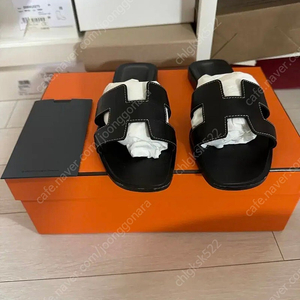 에르메스 오란샌들 블랙 슬리퍼 카프스킨 230 크림구입