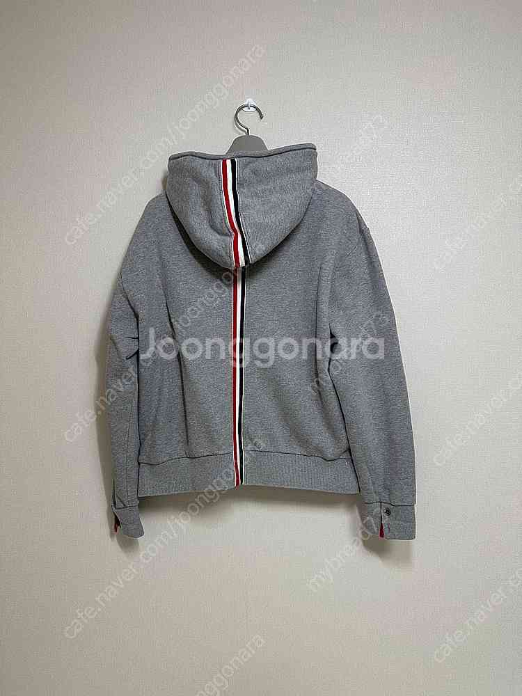 정품 톰브라운 백삼선 후드티 그레이 3 size--0
