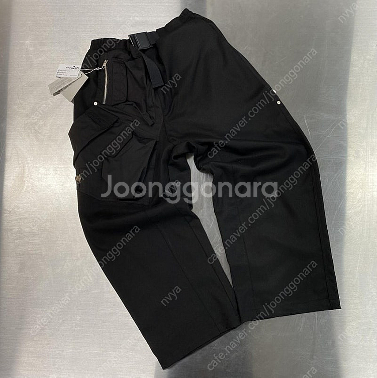 언더마이카 터보 블랙 볼튬.5 하드웨어 카고 포켓 와이...--1