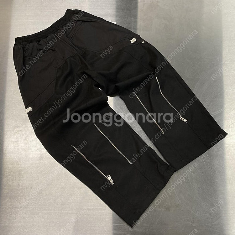 언더마이카 터보 블랙 볼튬.5 하드웨어 카고 포켓 와이...--2