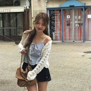 타낫 리본 시어 슬리브리스 Ribbon sheer sleeveless top:)