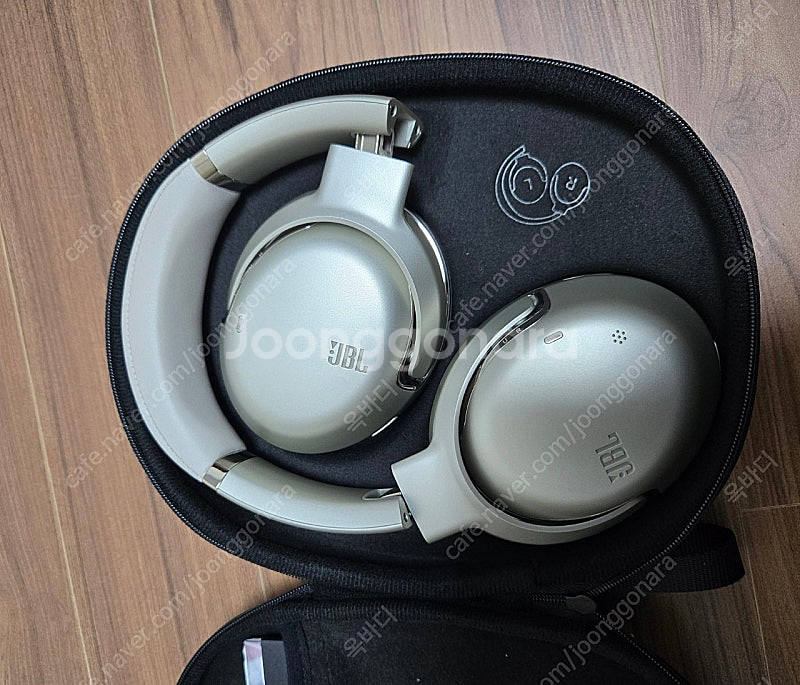 JBL Tour One M2 헤드폰( 샴페인골드)--0
