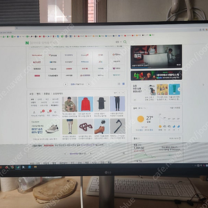 LG 울트라HD 32인치 모니터 (일부 고장)
