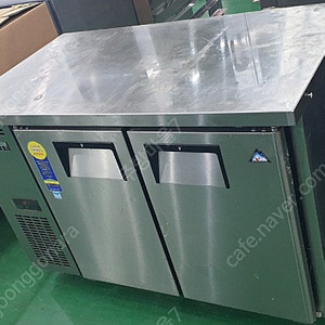 부성1200간냉식테이블냉동고 B120C-2FFOS-E판매합니다