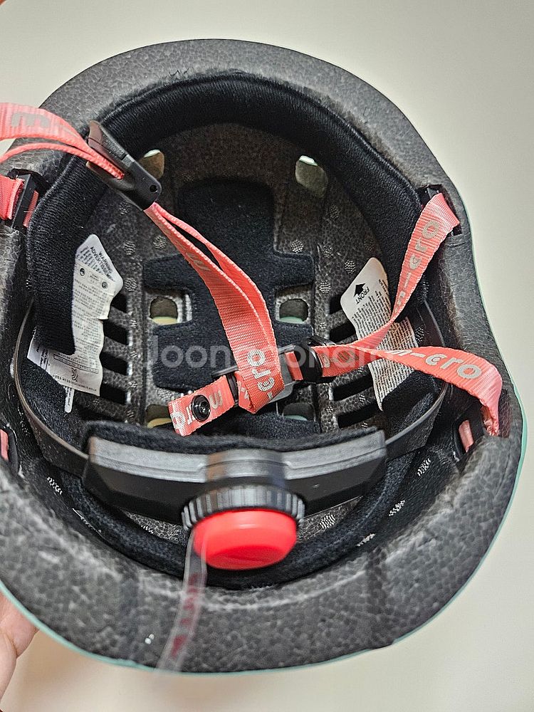 마이크로 킥보드 헬멧 플라밍고 52-56cm 2만착불--2