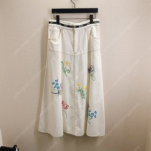뮤베일 데님 자수스커트(새상품)