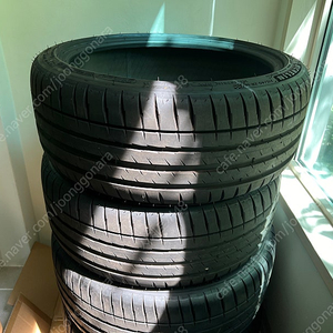 미쉐린 Pilot Sport 4 PS4 245/40R18 (2023년 41주차 생산분)