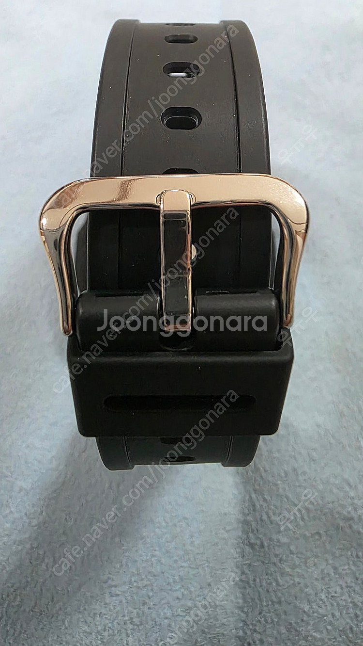 카시오 지샥 GA-2100RL-1ADR 새제품급--6