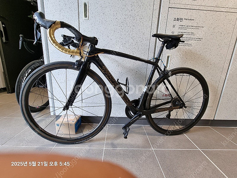 스페셜라이즈드 타막(52)--1