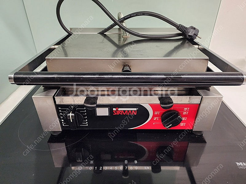 살먼 파니니그릴--0