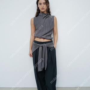 le17septembre 플리츠 카울넥탑 머플러 세트 PLEATED COWL NECK TOP MUFFLER PLEATS 르917 le917