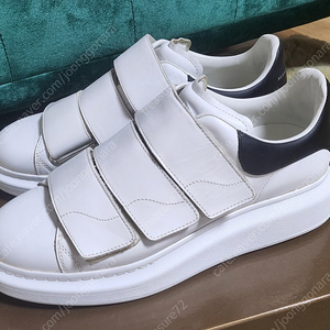 정품 알렉산더맥퀸 오버솔 벨크로 42사이즈