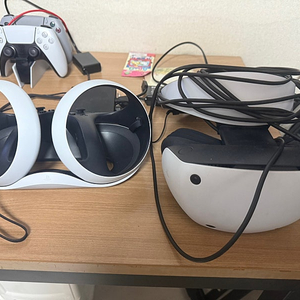 PS5 구형 디지털 + VR2 + PS 포탈 판매합니다.
