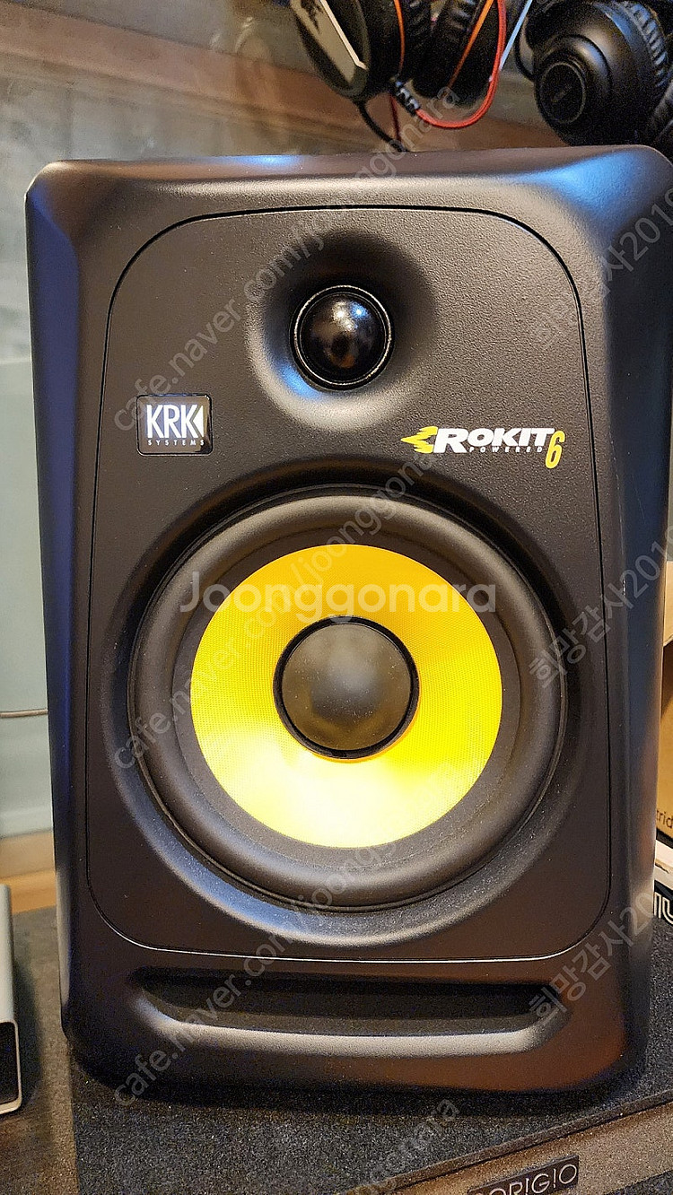 KRK rokit6--9