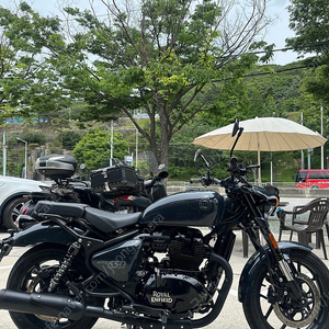 로얄엔필드 샷건650