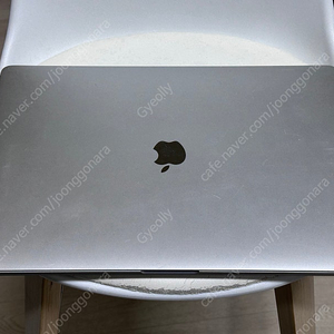 맥북프로 16인치 터치바 i7 16GB 512GB 실버, 윈도우 등 설치가능