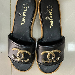 샤넬 뮬 슬리퍼 37c (240mm)