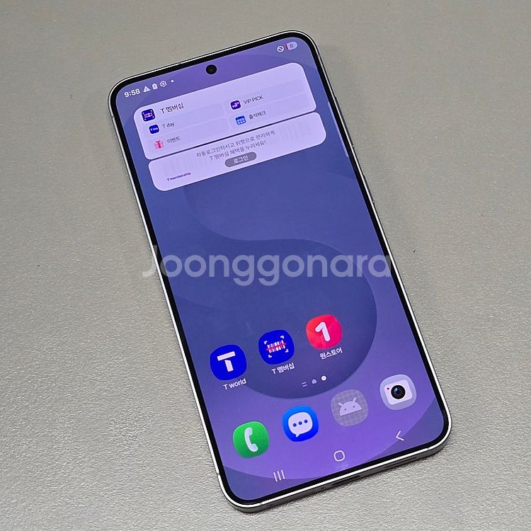 < 갤럭시 S25 실버 256기가 25년 3월개통 신폰...--2