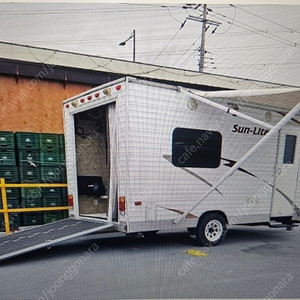 캠핑 트레일러 캠핑카