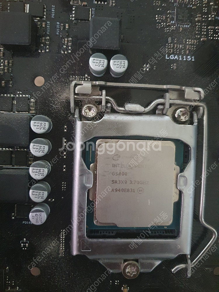 인텔 펜티엄 골드 g5400 cpu 팔아요--0