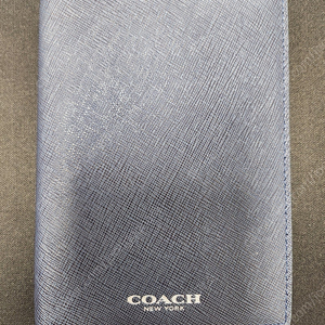 [정품][새제품] Coach 코치 여권지갑, 여권케이스, 여권커버, 프리미엄 사피아노 가죽소재