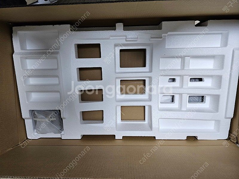 LG 울트라기어 게이밍모니터 32GS95UV--3