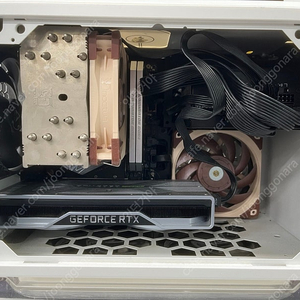5600X, 2060 Super FE, ITX 본체를 구매하면 게이밍 모니터(에일리언웨어)+ 모니터암(델 MSA14) + 기계식 키보드를 드립니다.