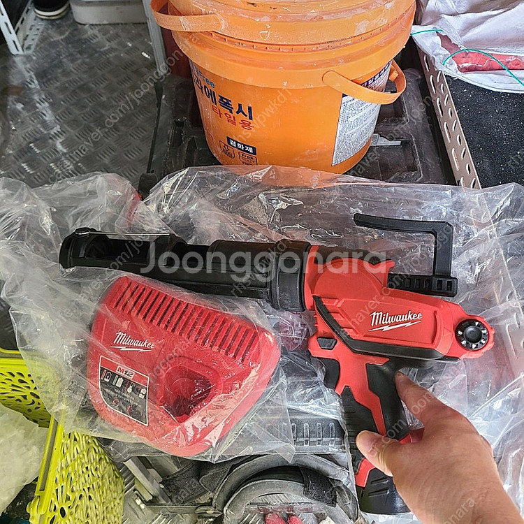 밀워키 전동실리콘건--0