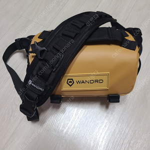 원더드 wandrd 슬링백 3L 팝니다