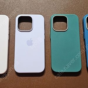 아이폰14프로 애플 정품 실리콘 케이스 등 일괄 판매. 택포5만원.