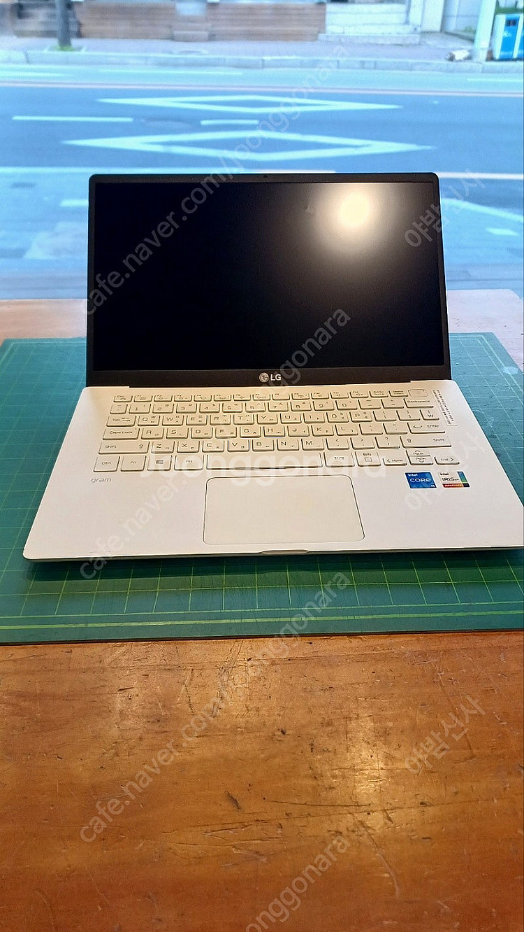 LG 그램 14ZB95N 11세대 i5, 16GB 판매...--0